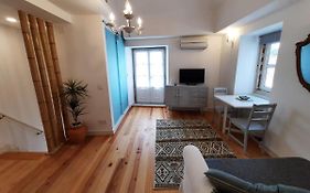 Lisbon Castle Apartment